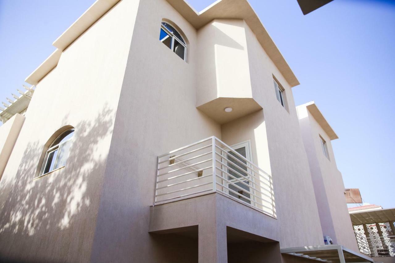 Serenity Apartmanhotel 3*